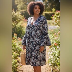 Westport Dress Women's 2X Navy Floral Print Bell Sleeve V Neck Knee Length